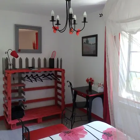 Alojamento de Acomodação e Pequeno-almoço La Bonne Planque - Maison Eclusiere De La Planque Mas-Saintes-Puelles