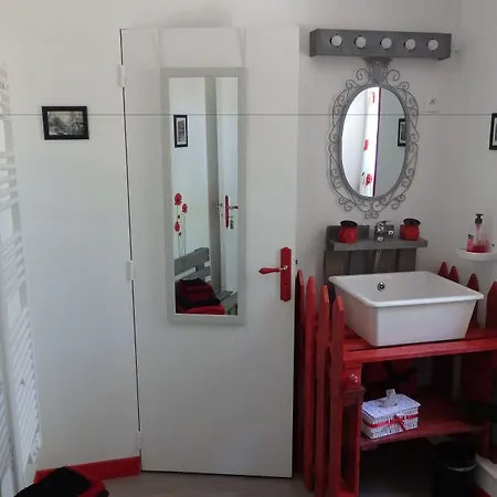 Alojamento de Acomodação e Pequeno-almoço La Bonne Planque - Maison Eclusiere De La Planque Mas-Saintes-Puelles
