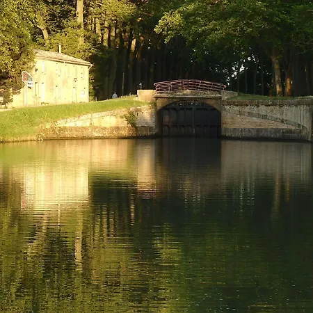 La Bonne Planque - Maison Eclusiere De La Planque Mas-Saintes-Puelles