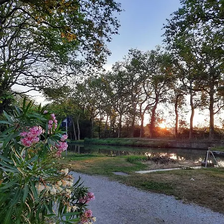 Alojamento de Acomodação e Pequeno-almoço La Bonne Planque - Maison Eclusiere De La Planque 3*