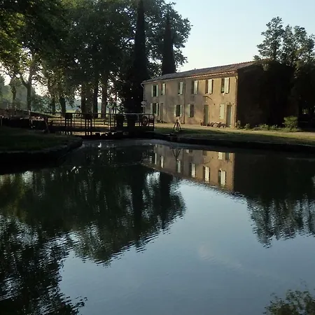 La Bonne Planque - Maison Eclusiere De La Planque Panzió Mas-Saintes-Puelles