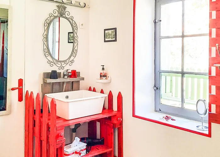 La Bonne Planque - Maison Eclusiere De La Planque 3* Mas-Saintes-Puelles